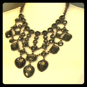 😲Breath Taking Dark Crystal Statement Necklace